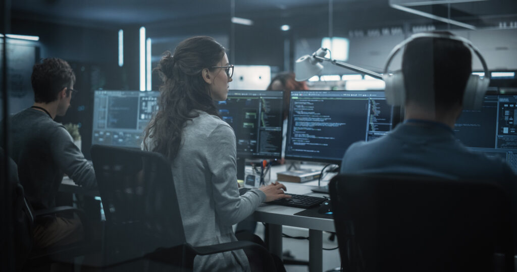 ¿Qué puedo estudiar para pertenecer al sector de las TIC?