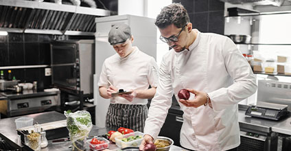 Procedimientos básicos en el servicio de cocina