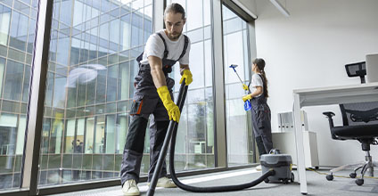 Manejo de productos, sustancias y equipos para la limpieza y desinfección en empresas de limpieza